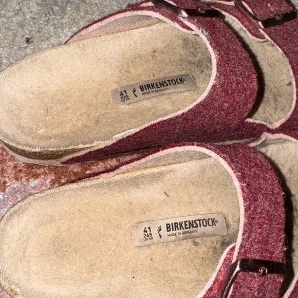 Birkenstock Arizona Happy Lamb Wool Burgundy Double Strap Sandals Size 10 Used - Picture 2 of 7